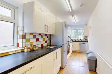 4 bed house, Mountfields Drive, City Centre, Loughborough, LE113JE - Image 4