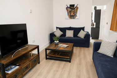6 bed house, King Edwards Road, Brynmill, Brynmill, Swansea, SA14LL - Image 2