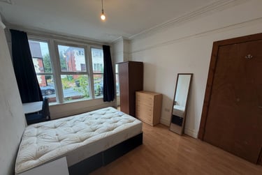 6 bed house, Richmond Avenue, Headingley, Leeds, LS61BZ - Image 4