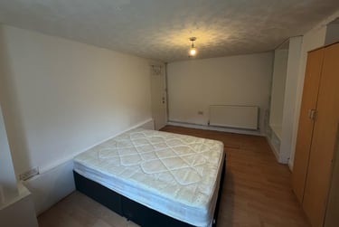 6 bed house, Richmond Avenue, Headingley, Leeds, LS61BZ - Image 13