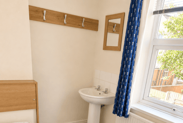 6 bed house, Watkin Street, Hockley, Nottingham, NG31DL - Image 1