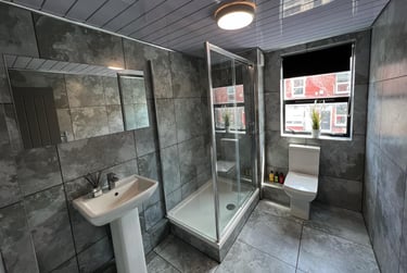 2 bed house, Queens Road, Hyde Park, Leeds, LS61HY - Image 5