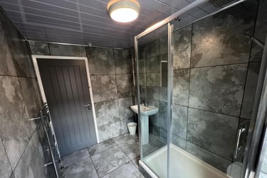2 bed house, Queens Road, Hyde Park, Leeds, LS61HY - Image 6