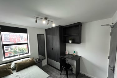 2 bed house, Queens Road, Hyde Park, Leeds, LS61HY - Image 8