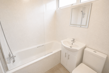 5 bed house, Maxwell Close, Lenton, Nottingham, NG71SN - Image 3