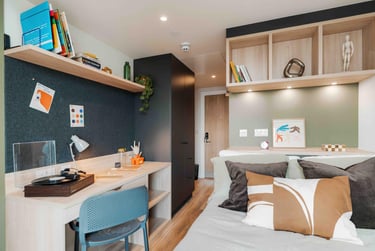 Classic Ensuite, Penthouse at Fusion Manchester, Deansgate, City Centre, Manchester, M15SX - Image 2