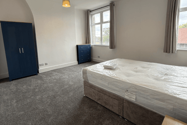 4 bed house, Beverley Road, Newland, Hull, HU67LG - Image 2