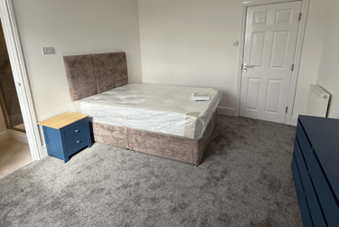 4 bed house, Beverley Road, Newland, Hull, HU67LG - Image 1