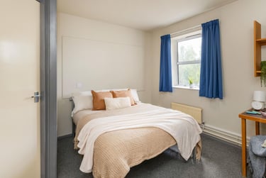 Premium Ensuite at Hardwick Campus, St Paul's Road, St Pauls, Cheltenham, GL504BS - Image 1