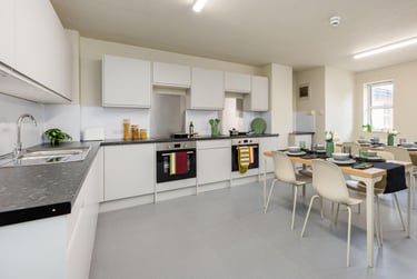 Deluxe Ensuite at Hardwick Campus, St Paul's Road, St Pauls, Cheltenham, GL504BS - Image 5