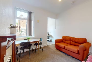 3 bed house, Clarendon Park Road, Clarendon Park, Leicester, LE23AN - Image 11