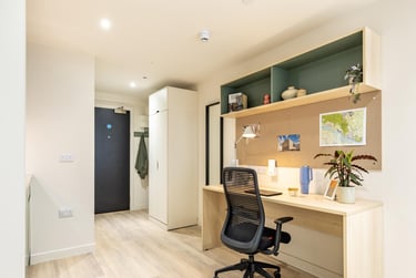 Premium Studio Wet Bathroom at Parklands, 63 Brown Street, West End, Dundee, DD15AQ - Image 3