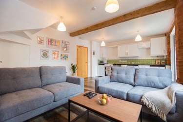 4 bed house, Braunstone Gate, City Centre, Leicester, LE35LG - Image 1