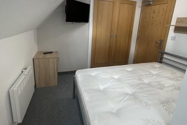 1 bed house, Salisbury Road, Victoria Park, Leicester, LE17QR - Image 3