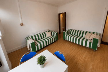 6 bed house, Hessle View, Hyde Park, Leeds, LS61ER - Image 2