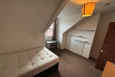 6 bed house, Hessle View, Hyde Park, Leeds, LS61ER - Image 13