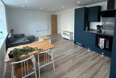 2 bed house, Market Street, City Centre, Loughborough, LE113EP - Image 2