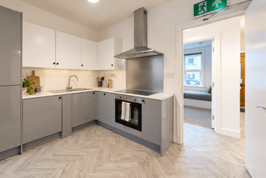 6 bed house, Marsden Road, Southdown, Bath, BA22LW - Image 1