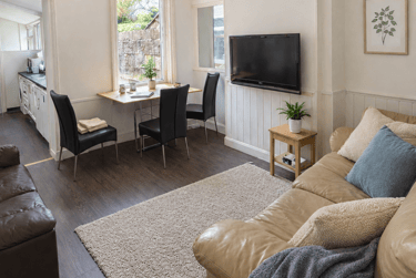 5 bed house, Cynthia Road, Twerton, Bath, BA23QH - Image 1