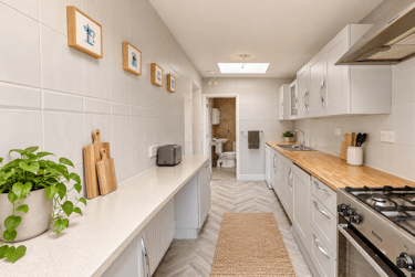 7 bed house, Englishcombe Lane, Southdown, Bath, BA22ES - Image 2