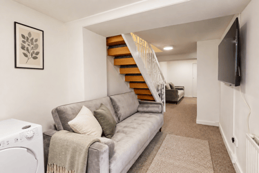 6 bed house, Brook Road, Twerton, Bath, BA23RS - Image 2