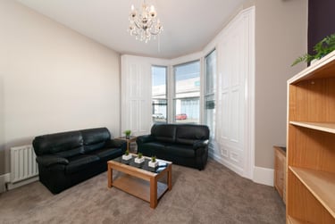 6 bed house, Portland Terrace, Sandyford, Newcastle, NE21QQ - Image 2