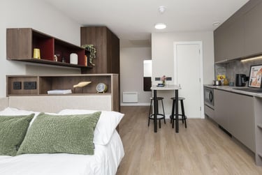 Premium Studio - Image 2