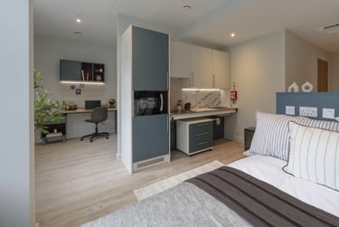 Gold Plus Studio at Willen House, Bath Street, Islington, London, EC1V9DX - Image 1