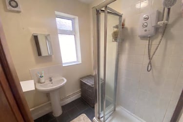 2 bed house, East Park Road, Victoria Park, Leicester, LE55HH - Image 4