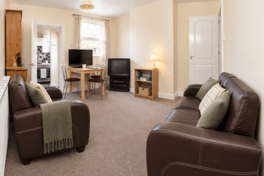 3 bed house, Paget Street, City Centre, Loughborough, LE115DU - Image 1