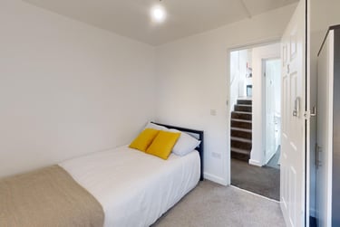 Lodge - Image 2