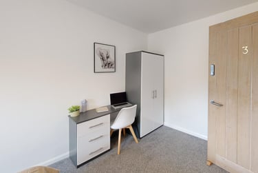 Townhouse - Image 2