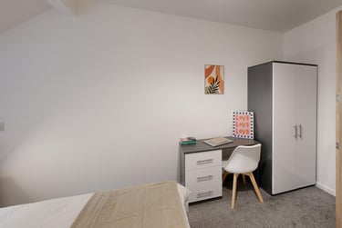 Townhouse - Image 4