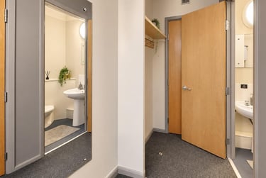 Large Standard Single - Archways at Archways, 18 Leadmill Road, City Centre, Sheffield, S14SG - Image 4