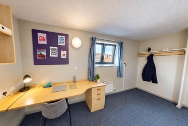 Extra Large Standard Double at Archways, 18 Leadmill Road, City Centre, Sheffield, S14SG - Image 2