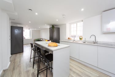 7 bed house, Parr Street, City Centre, Liverpool, L14JN - Image 2