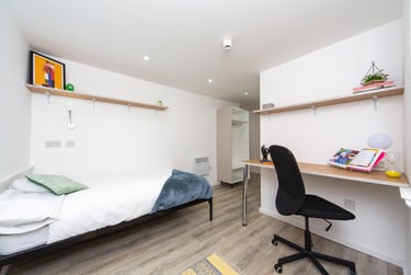 7 bed house, Parr Street, City Centre, Liverpool, L14JN - Image 3