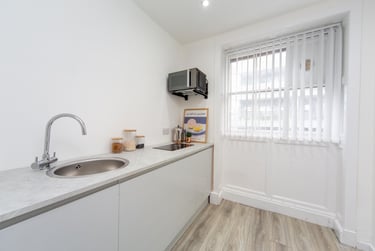 1 bed house, Parr Street, City Centre, Liverpool, L14JN - Image 3