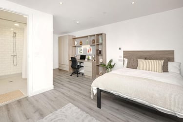 Superior Plus Ensuite at Howard Gardens, Howard Gardens, Adamsdown, Cardiff, CF240FA - Image 2