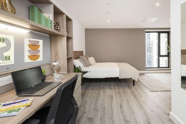 Superior Plus Ensuite at Howard Gardens, Howard Gardens, Adamsdown, Cardiff, CF240FA - Image 3