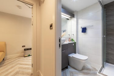 Gold One Bed Apartment at 121 Princess Street, 121 Princess Street, City Centre, Manchester, M17AG - Image 4