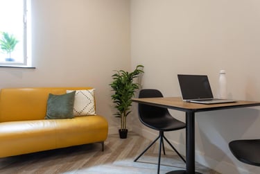 Silver One Bed Apartment at 121 Princess Street, 121 Princess Street, City Centre, Manchester, M17AG - Image 5