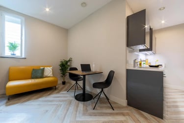 Silver One Bed Apartment at 121 Princess Street, 121 Princess Street, City Centre, Manchester, M17AG - Image 8