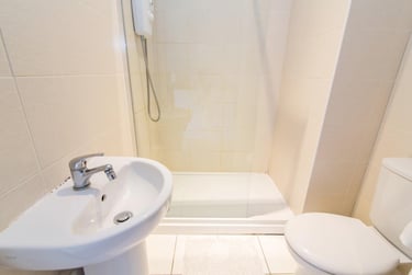 Bronze Non Ensuite at Castle Gate, 33-44 Castle Gate, City Centre, Nottingham, NG17AT - Image 7
