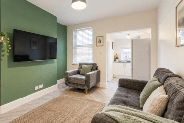 3 bed house, Station Street, City Centre, Loughborough, LE115EG - Image 1