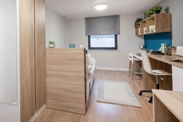 4 Bed Penthouse Ensuite at Haddington Place, 34B, 35 and 37-40 Haddington Place, Marchmont, Edinburgh, EH74AG - Image 1