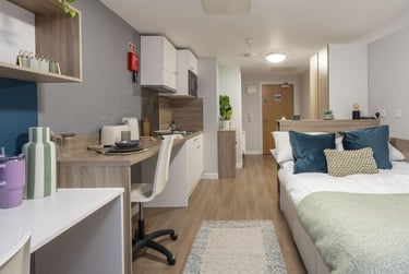 Lower Ground Floor Studio at Haddington Place, 34B, 35 and 37-40 Haddington Place, Marchmont, Edinburgh, EH74AG - Image 1