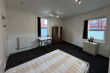 5 bed house, Thornville Mount, Hyde Park, Leeds, LS61JX - Image 7