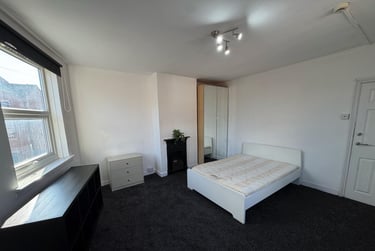 5 bed house, Thornville Mount, Hyde Park, Leeds, LS61JX - Image 14