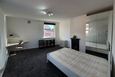 5 bed house, Thornville Mount, Hyde Park, Leeds, LS61JX - Image 13